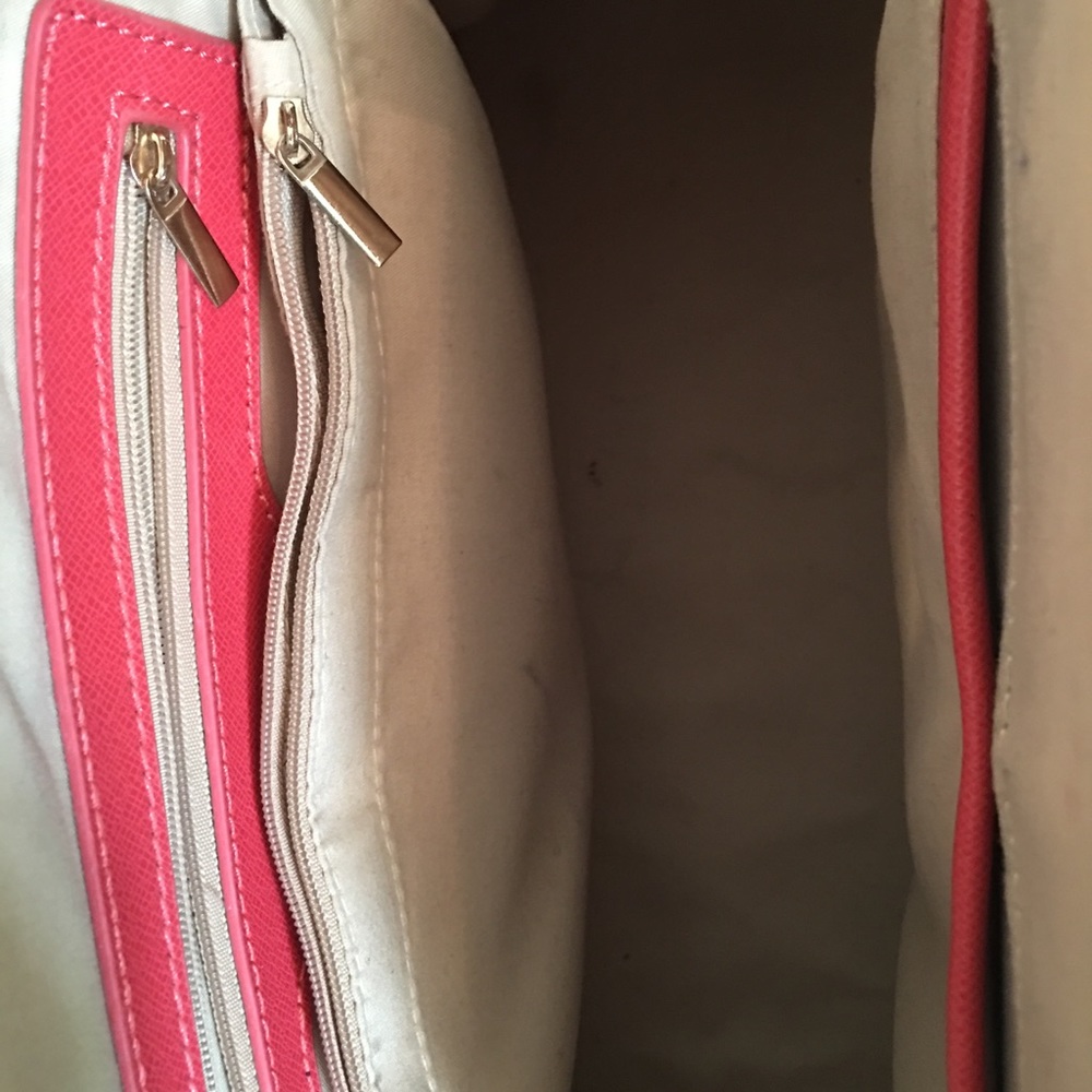 Purse - Picture 2 of 4